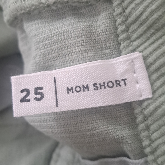 PacSun Green Corduroy Mom Shorts Women’s Size 25 - Picture 5 of 5